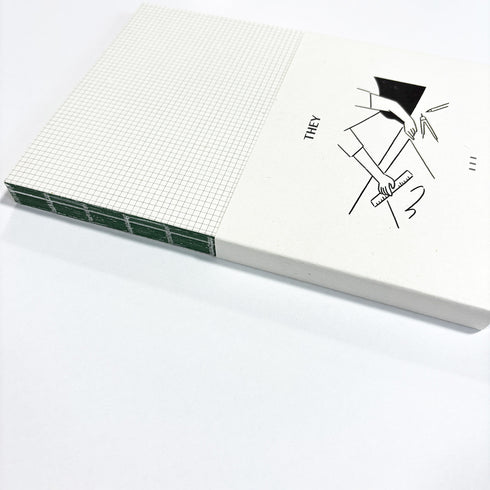 FIKIDIA Writer's Note_they / ライターズノート A5版 方眼 糸かがり綴じ 背表紙グリーン